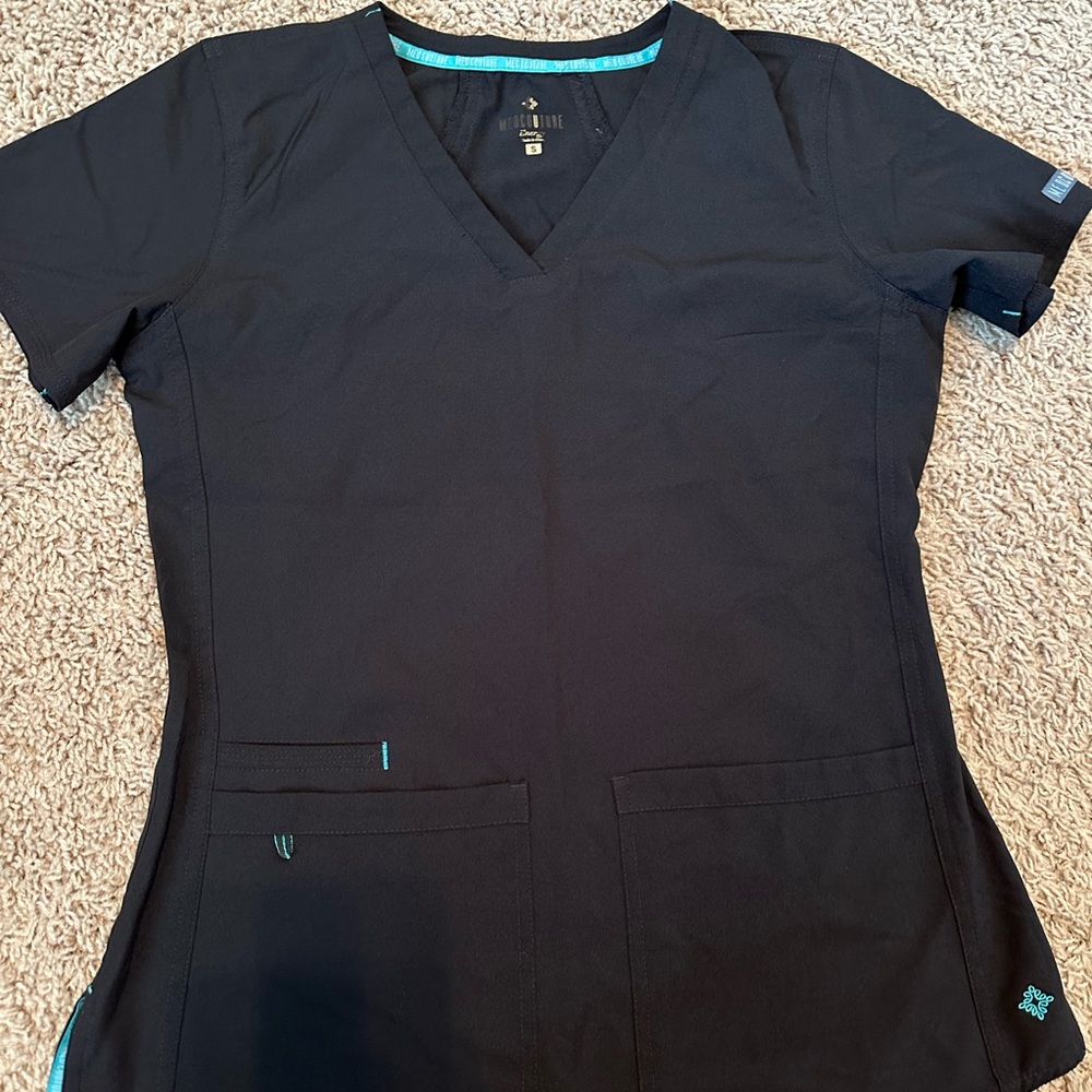 Medcouture scrubs